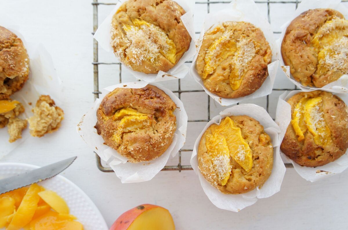 mango-coconut-muffins-recipe