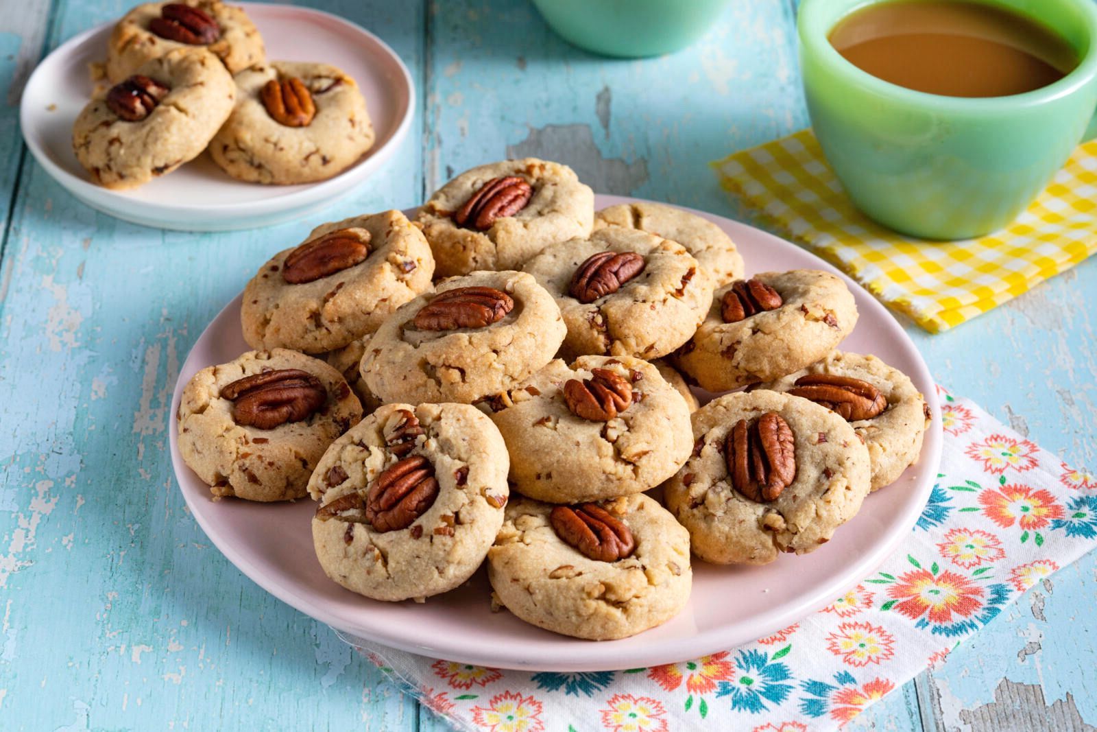 maple-pecan-sandies-recipe