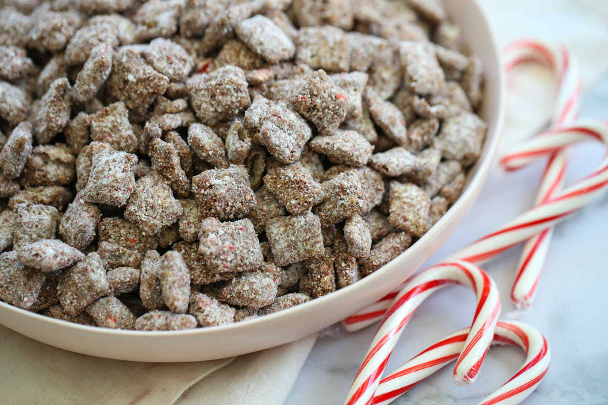 mint-chocolate-puppy-chow-recipe