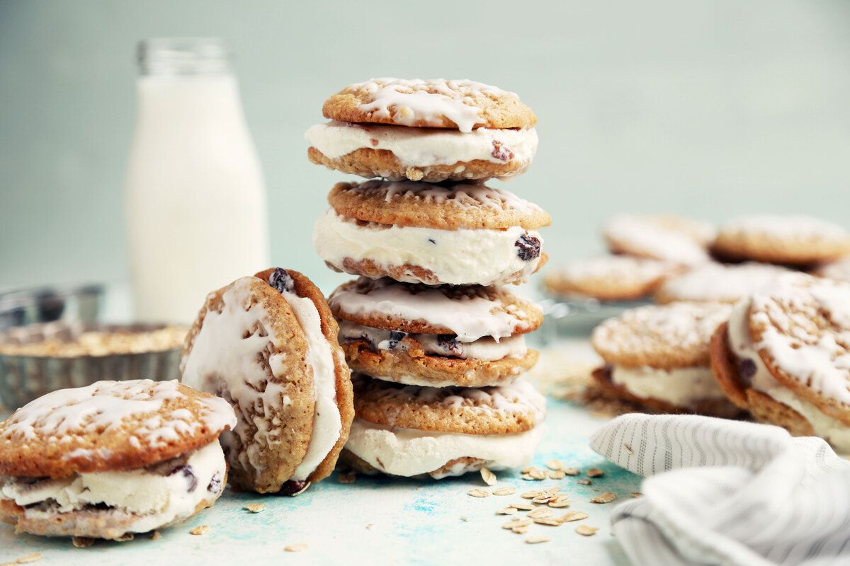 oatmeal-raisin-cookie-ice-cream-sandwich