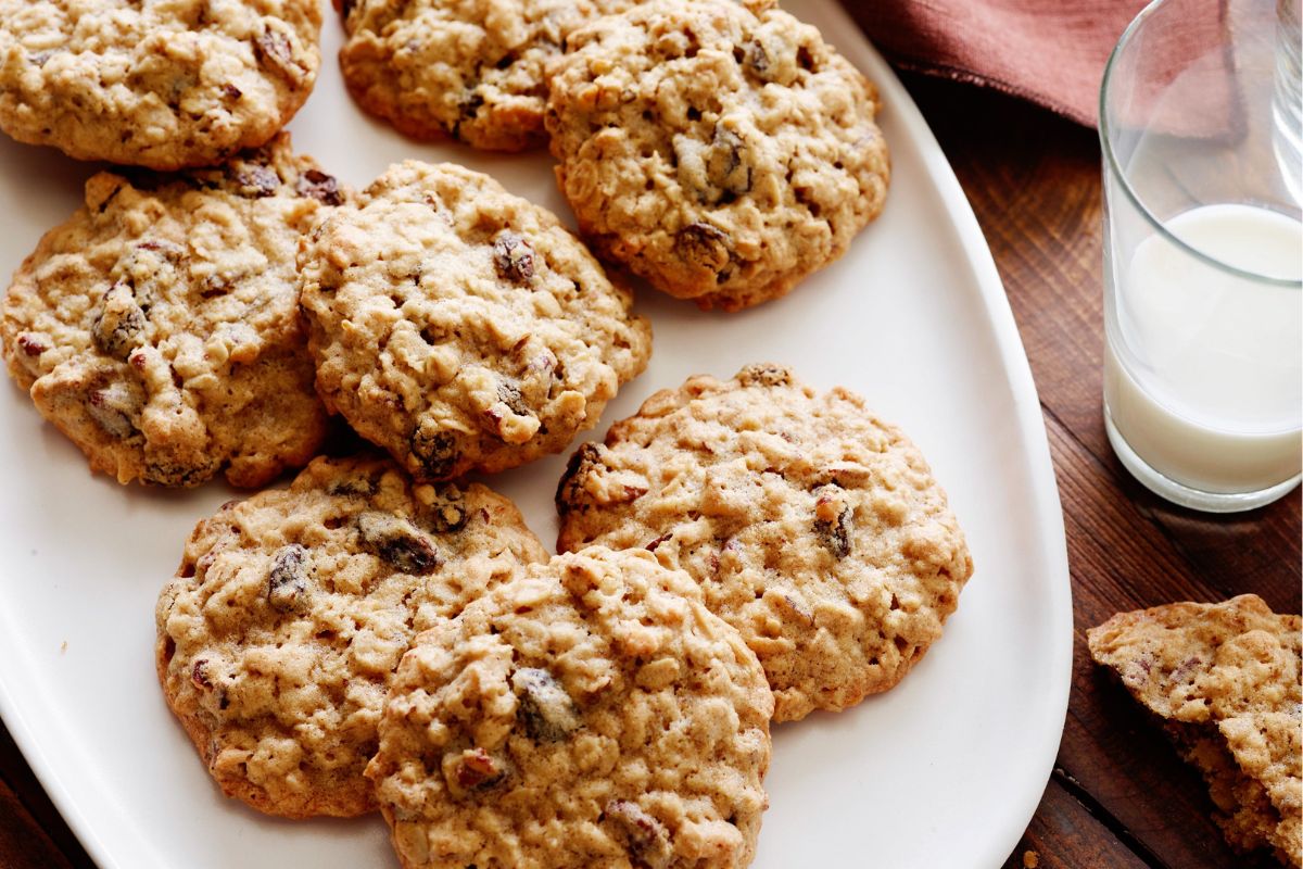 oatmeal-raisin-pecan-cookies-recipe