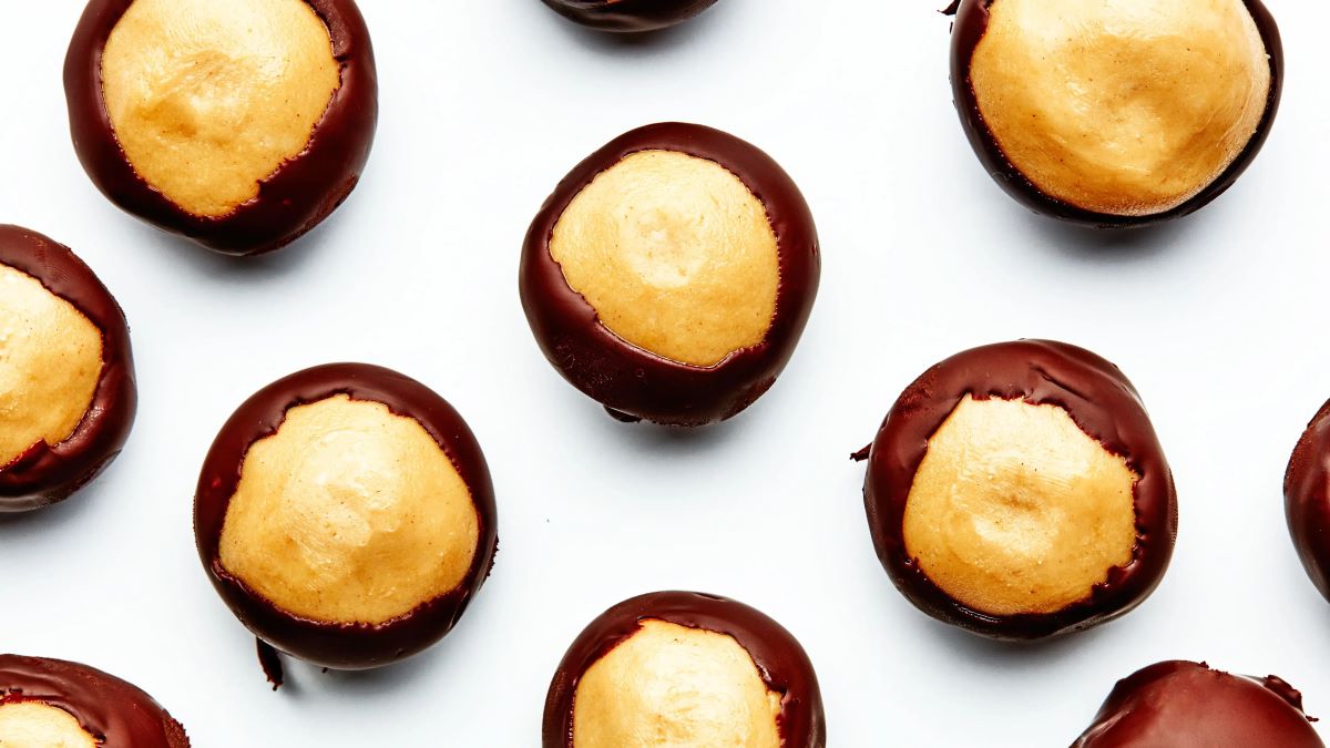 peanut-butter-buckeyes-recipe