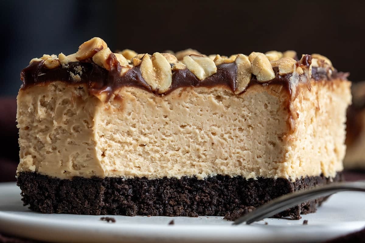 peanut-butter-cup-cheesecake-bars-recipe