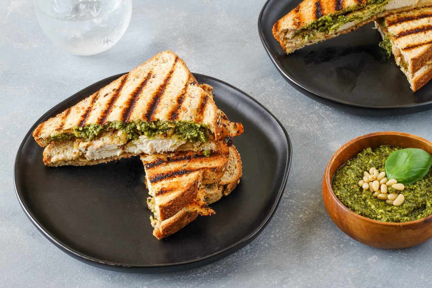 pesto-chicken-sandwich-recipe