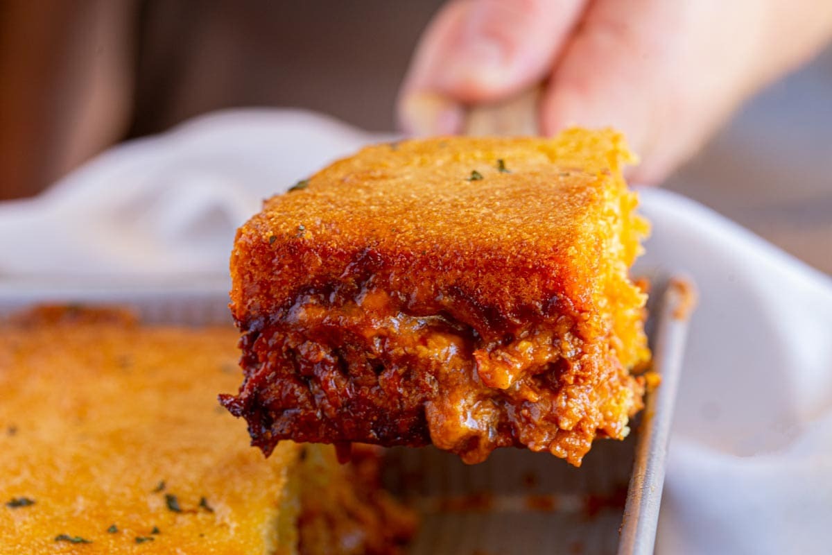 pulled-pork-cornbread-casserole-recipe