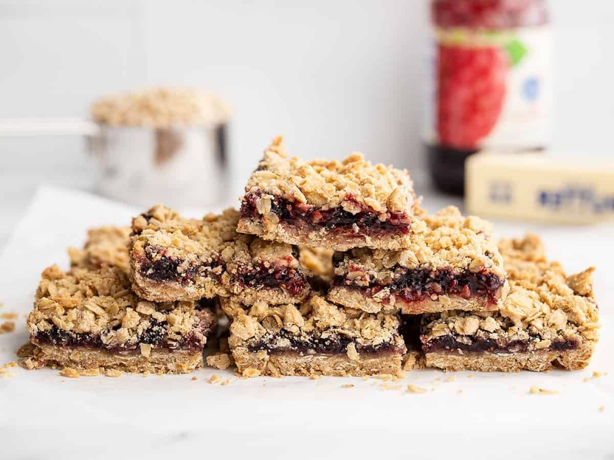 raspberry-oatmeal-bars-recipe