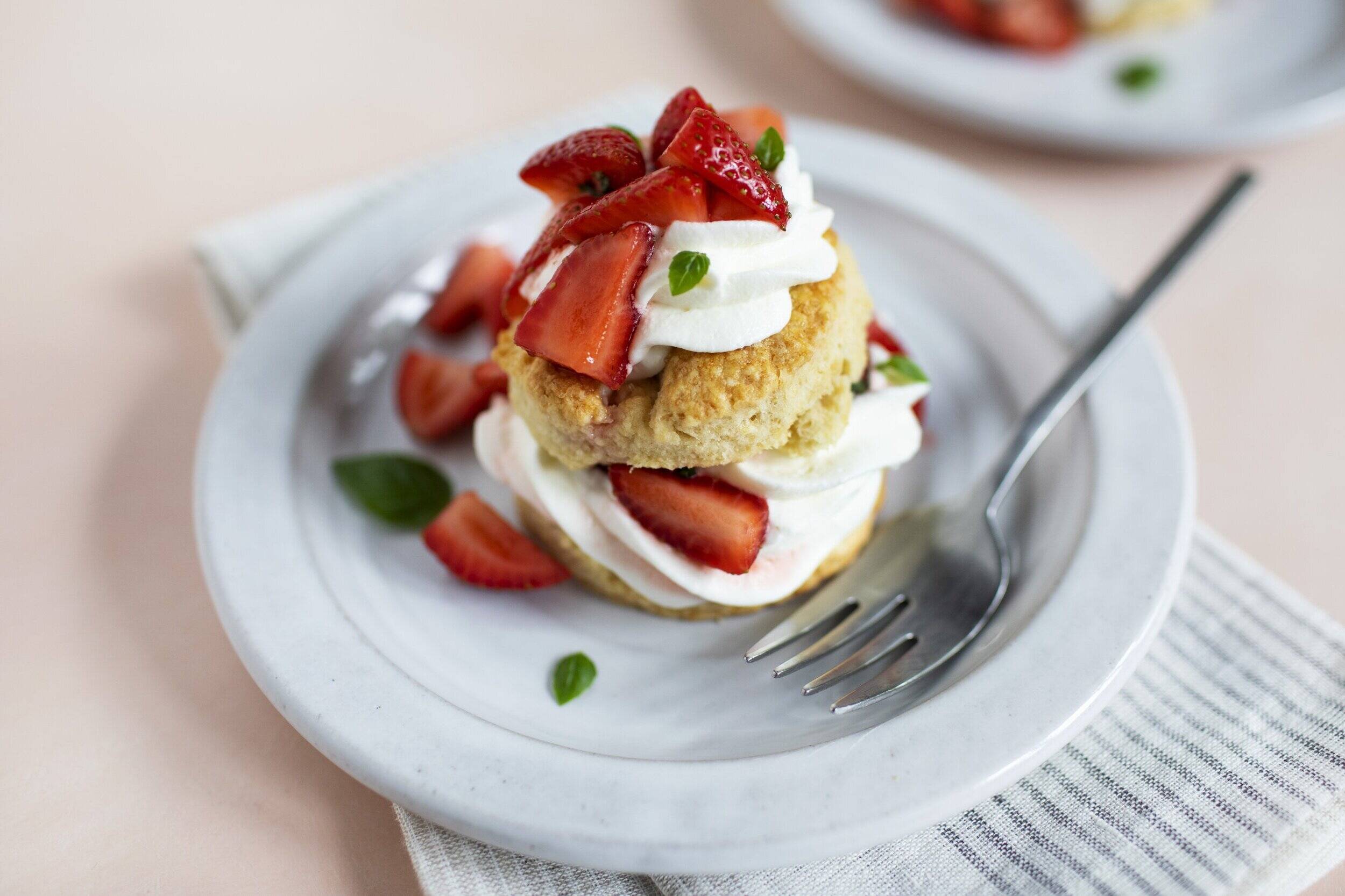 strawberry-basil-shortcake-recipe