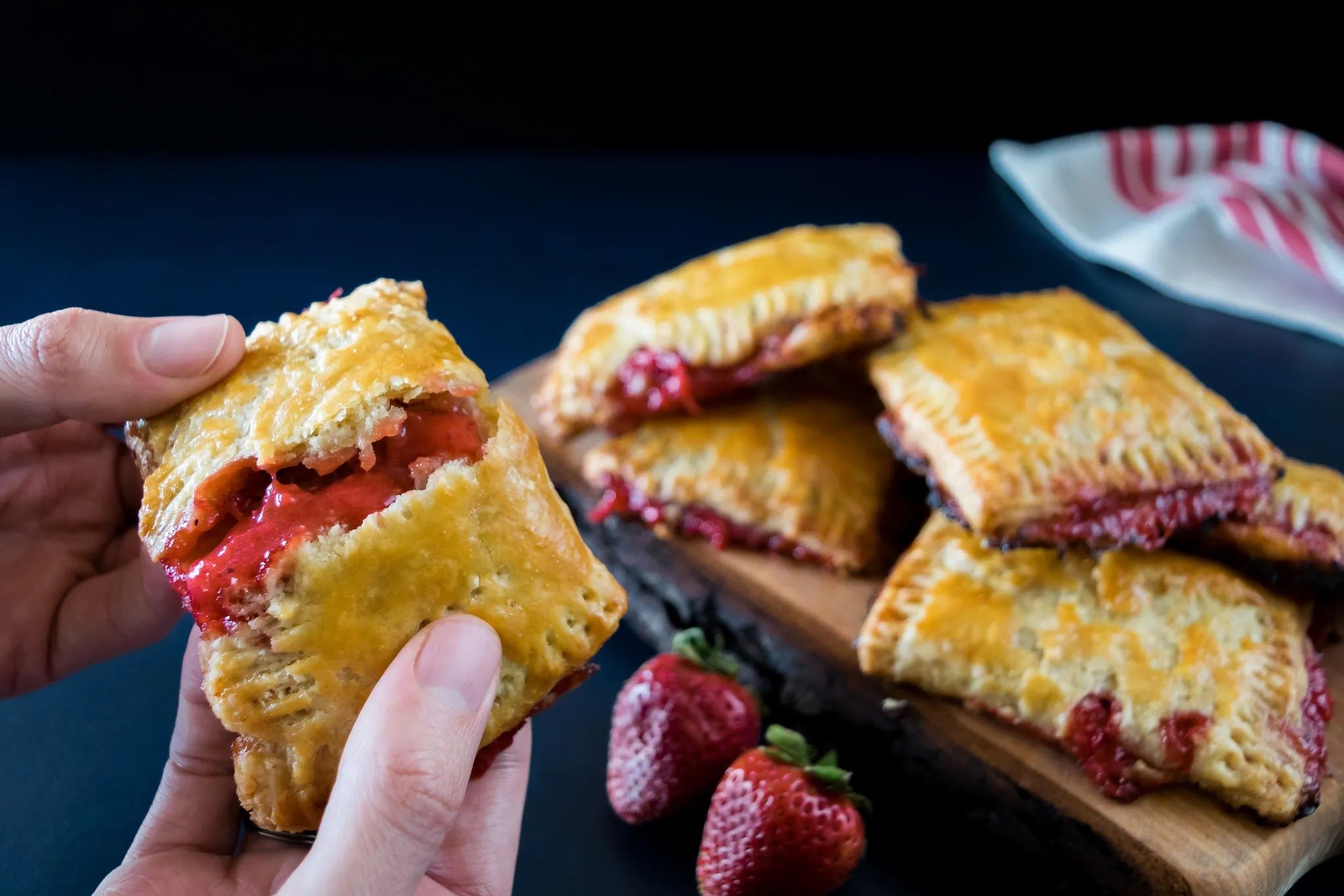 strawberry-rhubarb-hand-pies-recipe