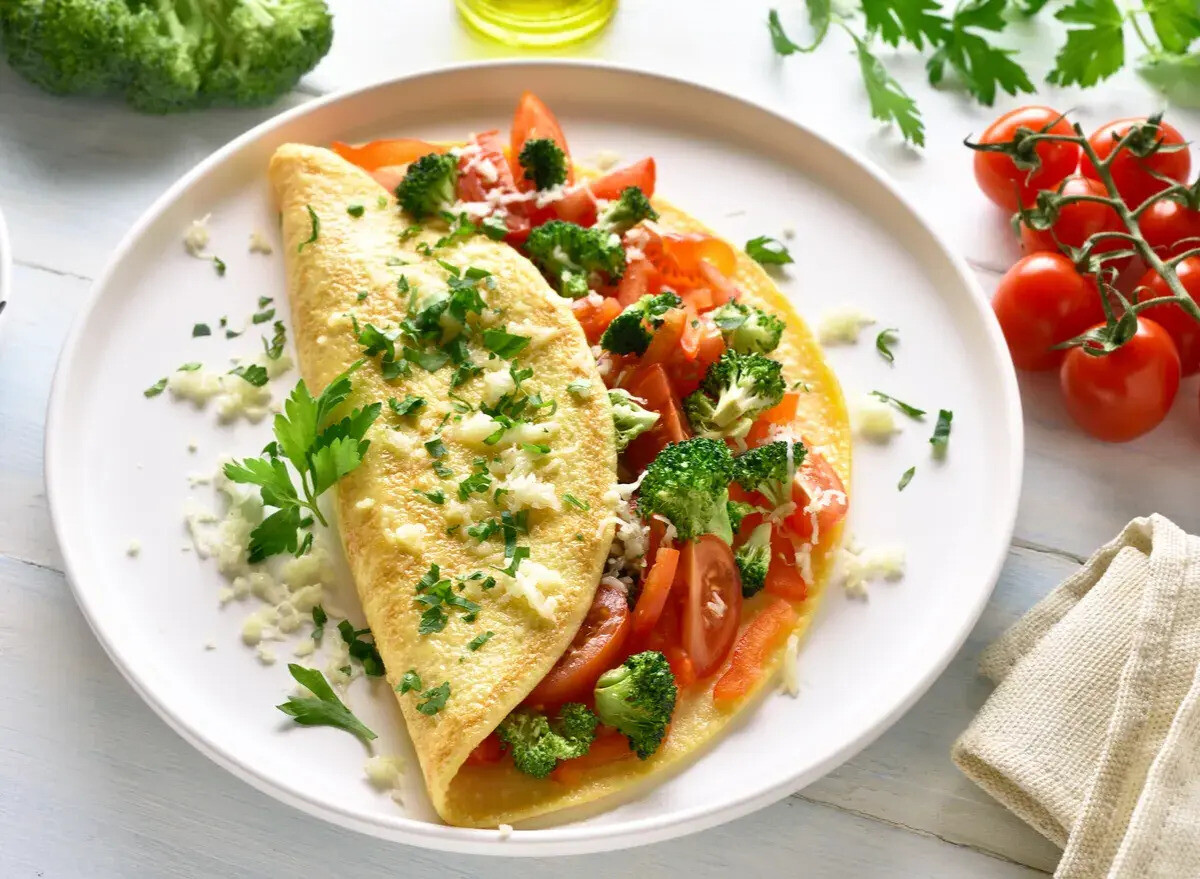 tomato-basil-omelette-recipe