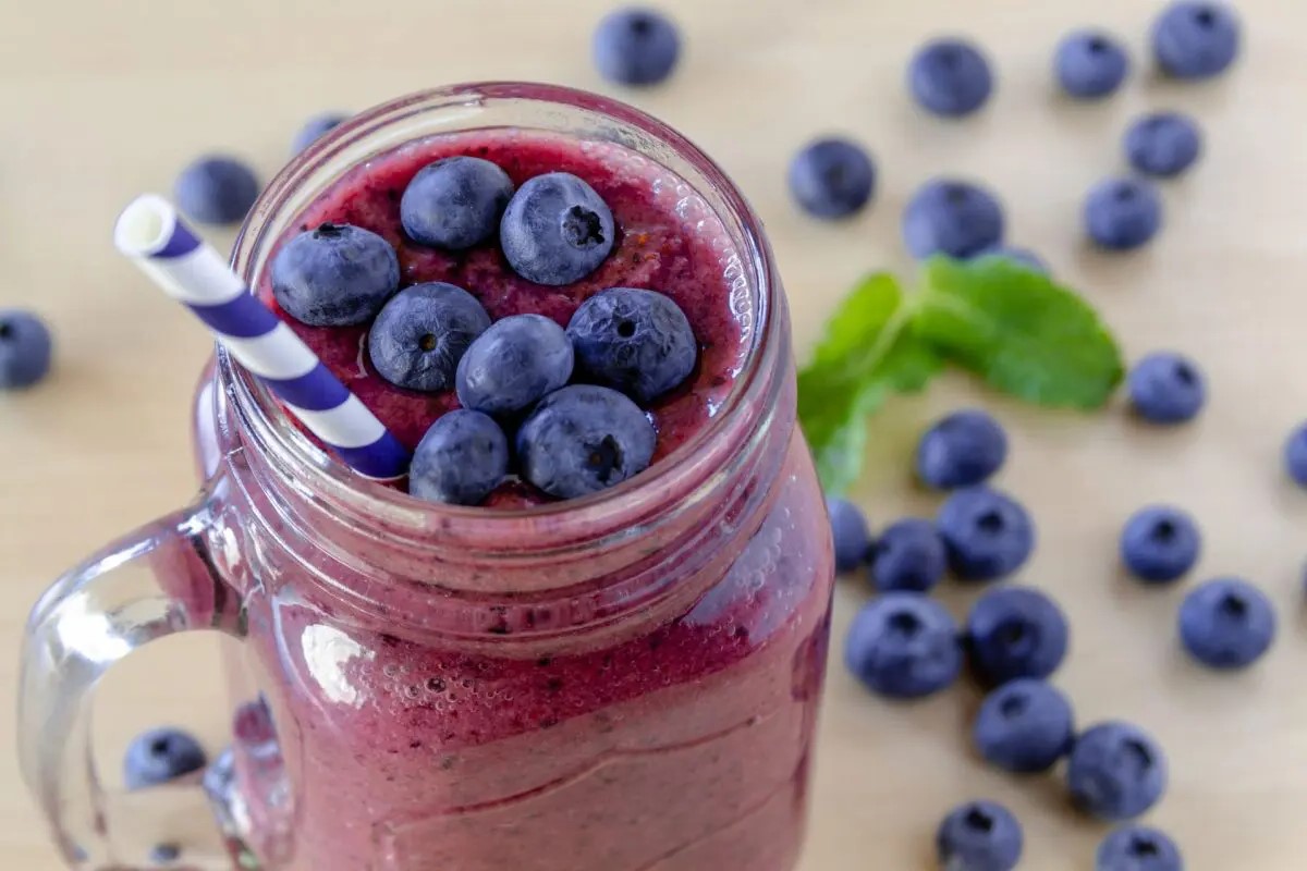 berry-blast-smoothie-recipe