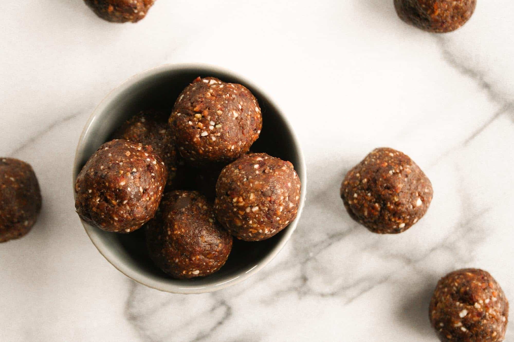 cranberry-pistachio-energy-balls-recipe