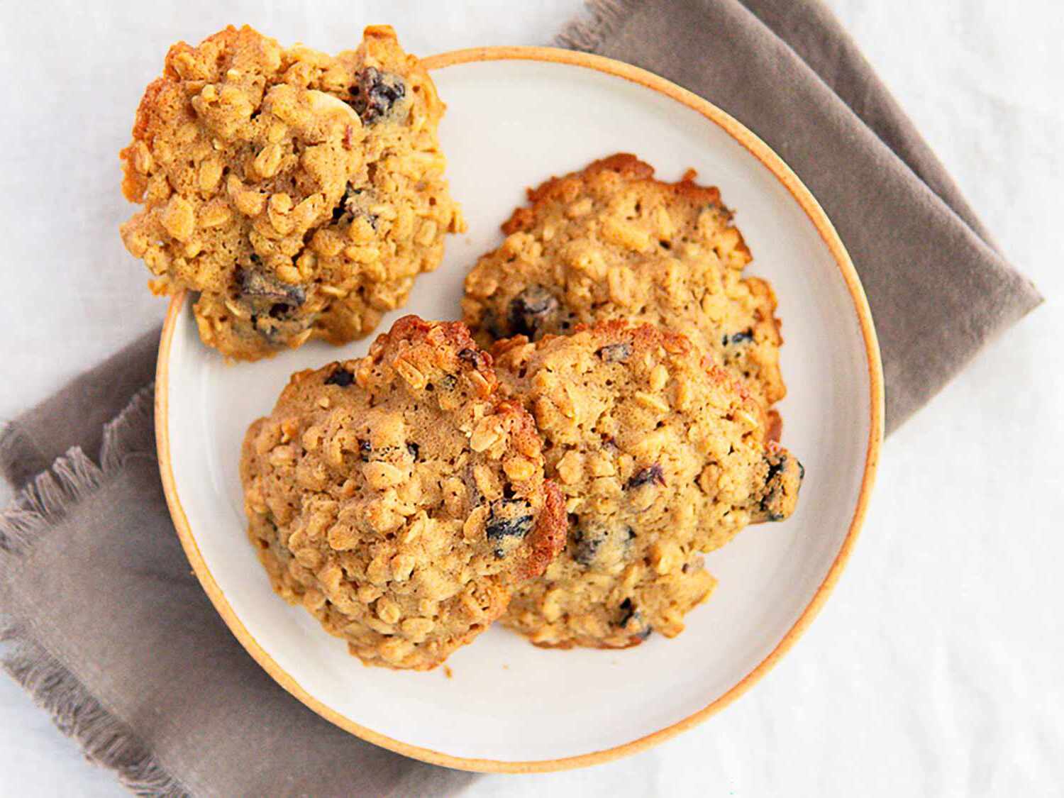 cranberry-walnut-oatmeal-cookie-recipe