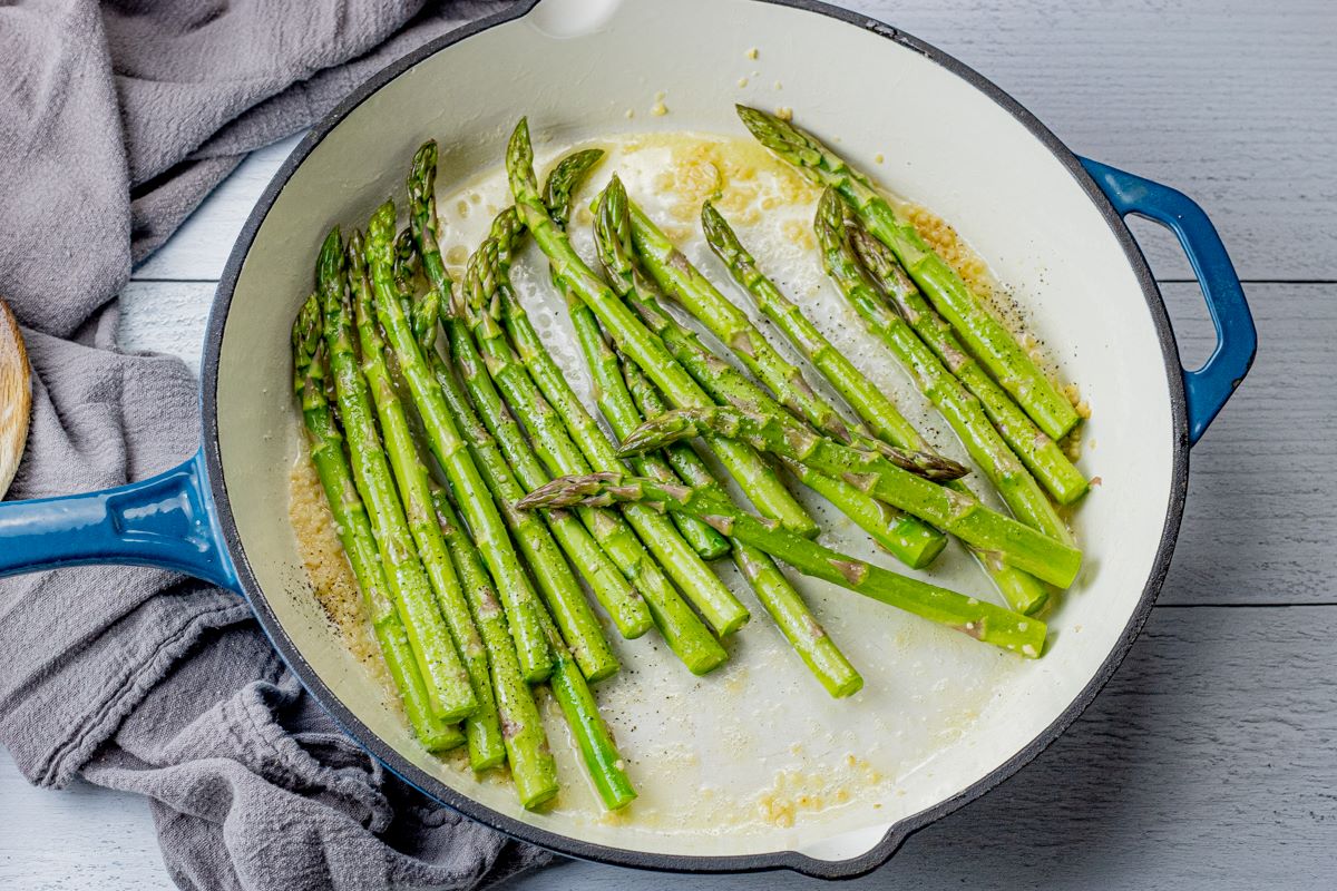 garlic-butter-asparagus-recipe