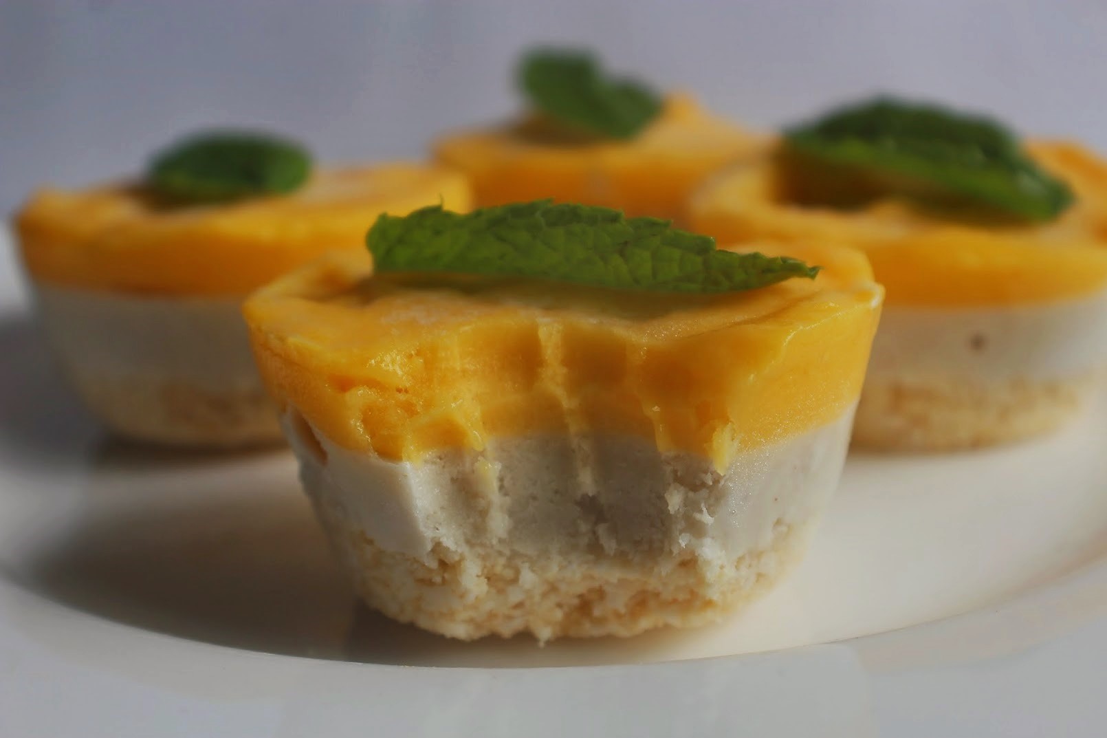 mango-coconut-cheesecake-cups-recipe