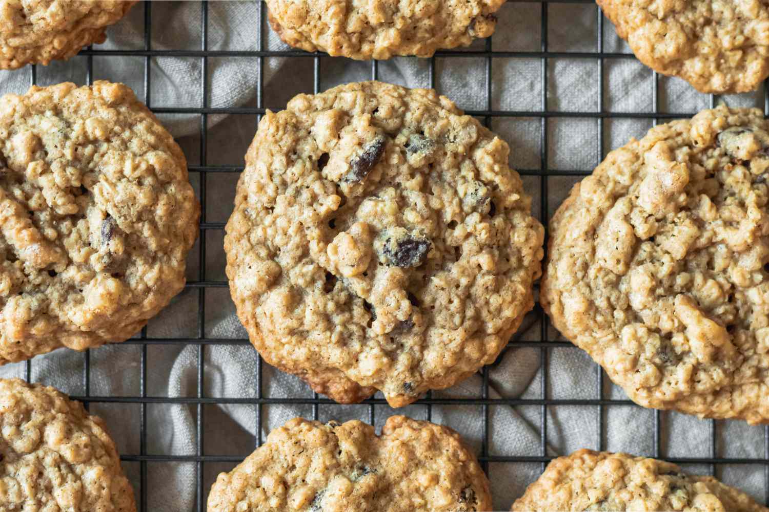 raisin-oatmeal-cookie-recipe