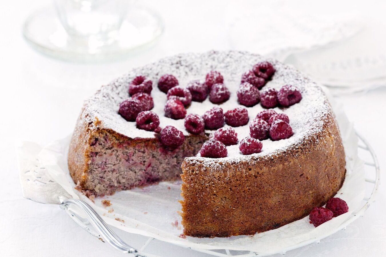 raspberry-almond-cake-recipe