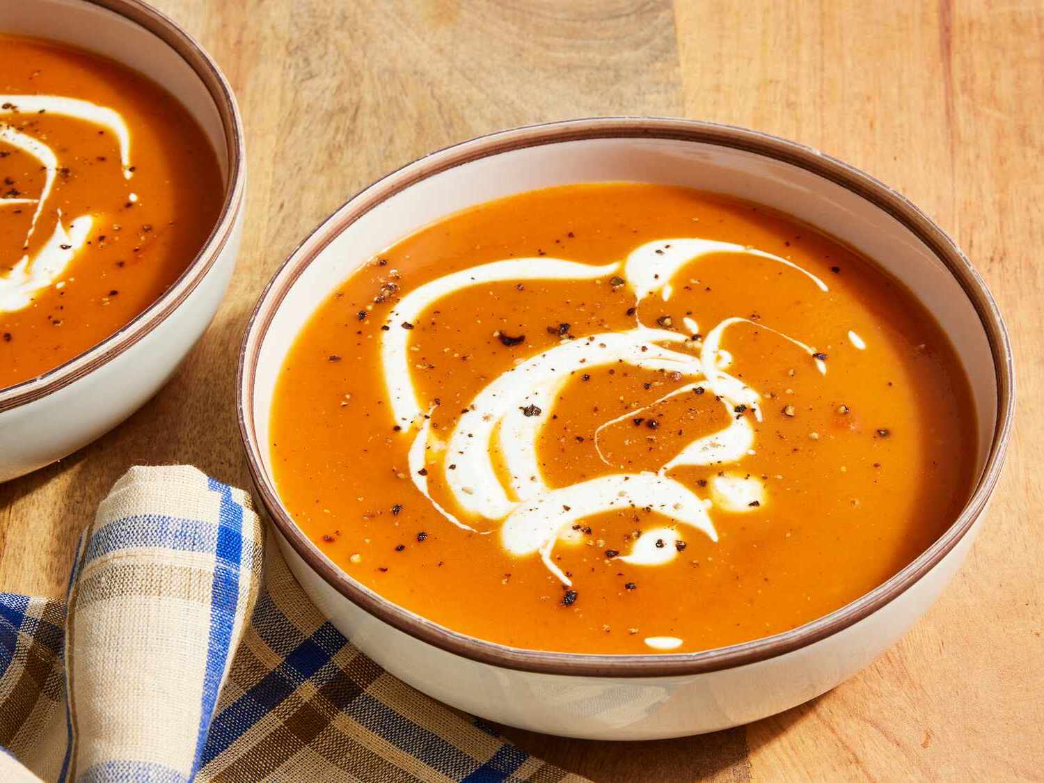 red-pepper-and-tomato-soup-recipe