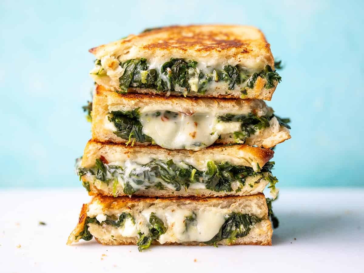 spinach-and-feta-stuffed-bread-recipe