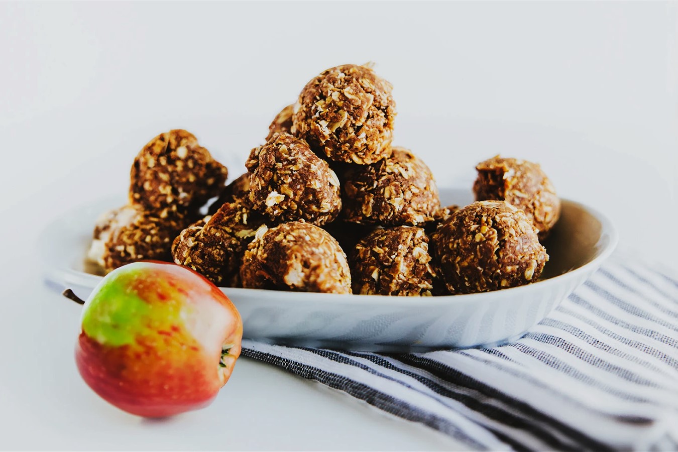 apple-cinnamon-oat-bites-recipe