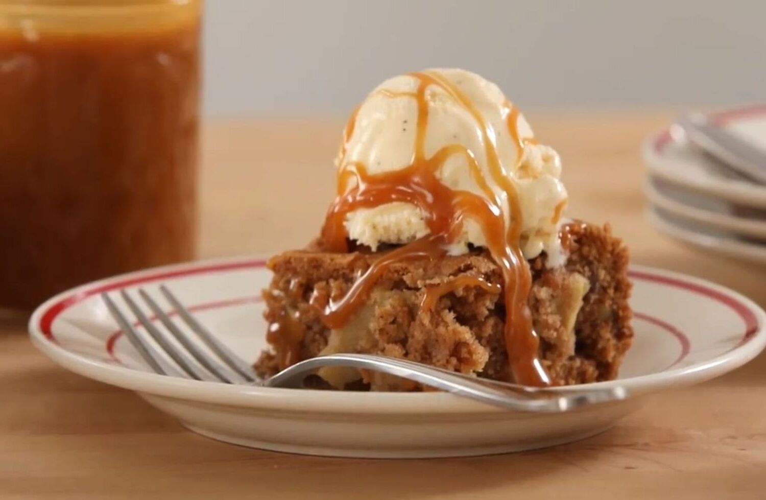 apple-walnut-cake-recipe