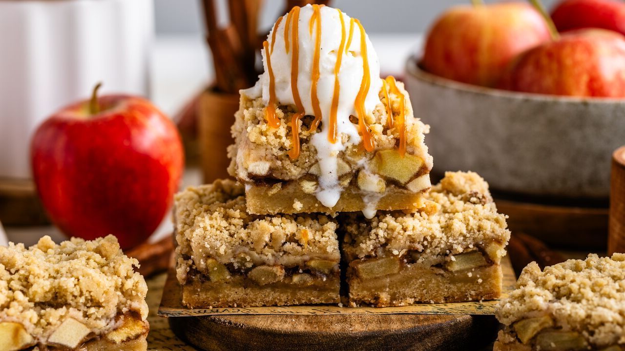 apple-walnut-crumble-bars-recipe