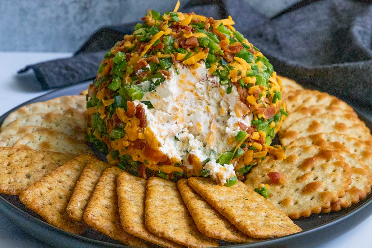 jalapeno-popper-cheese-ball-recipe