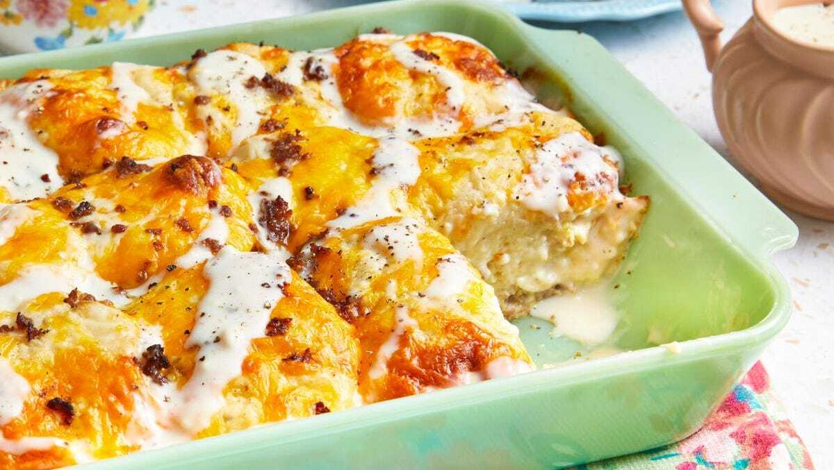 biscuits-and-gravy-casserole-recipe