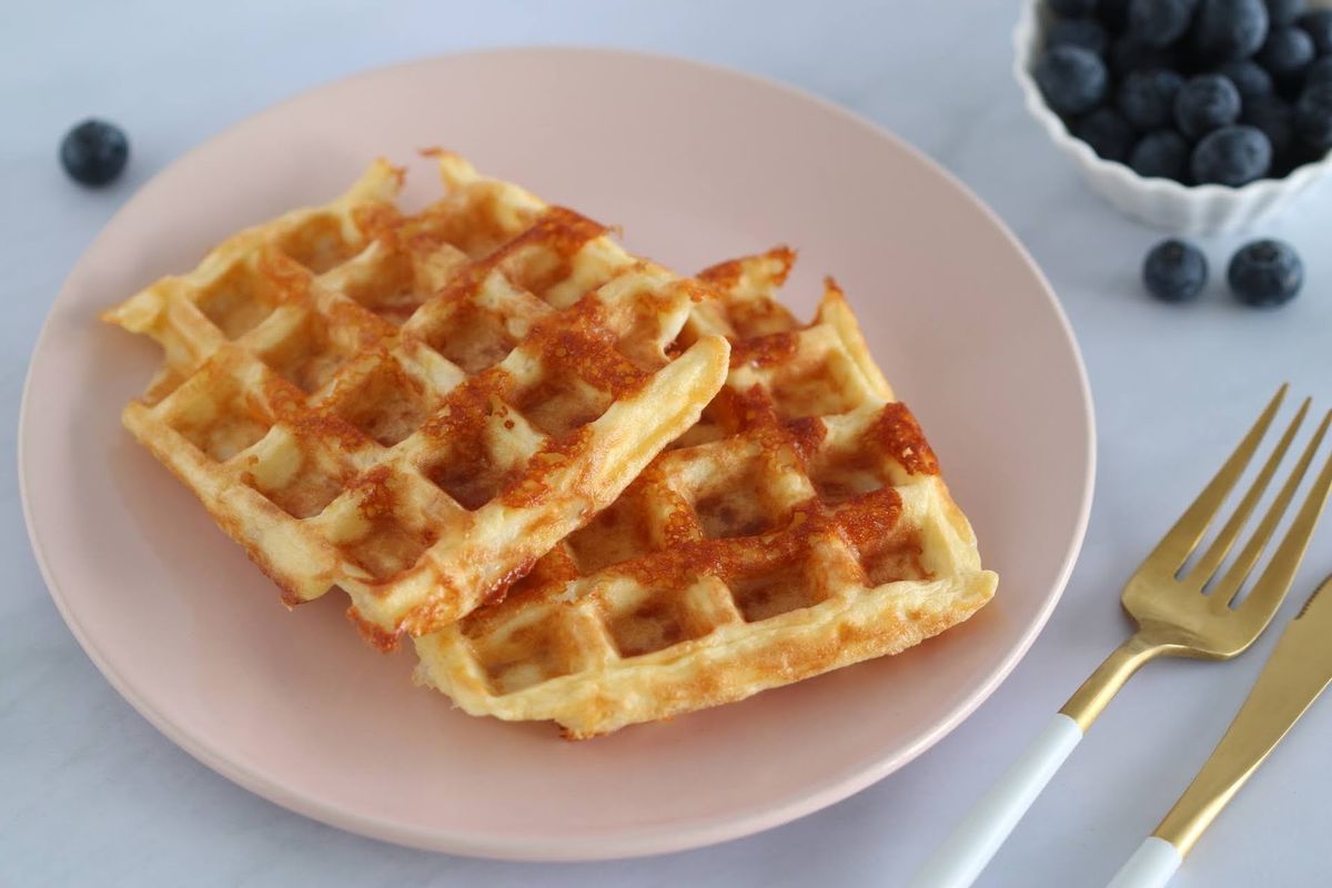 chaffles-with-almond-flour-recipe
