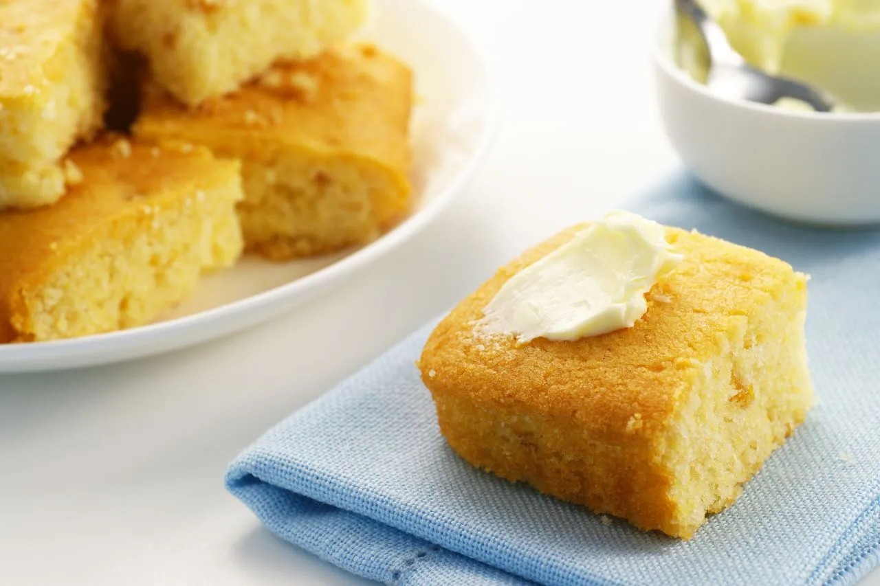 fluffy-gluten-free-cornbread-recipe