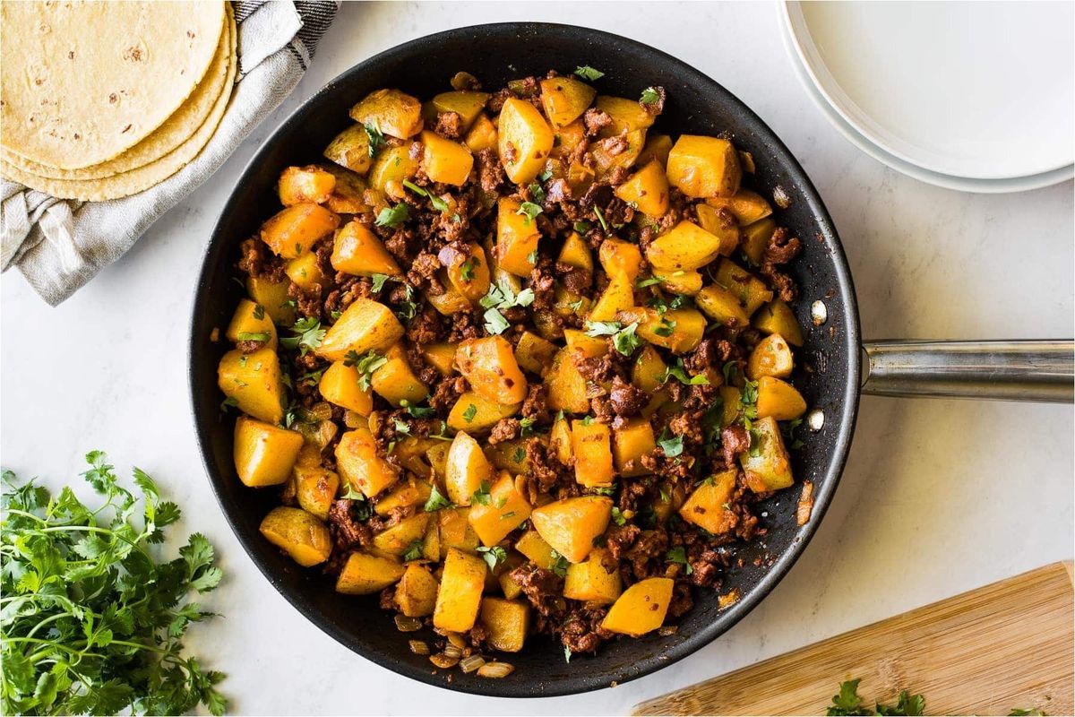 papas-con-chorizo-recipe