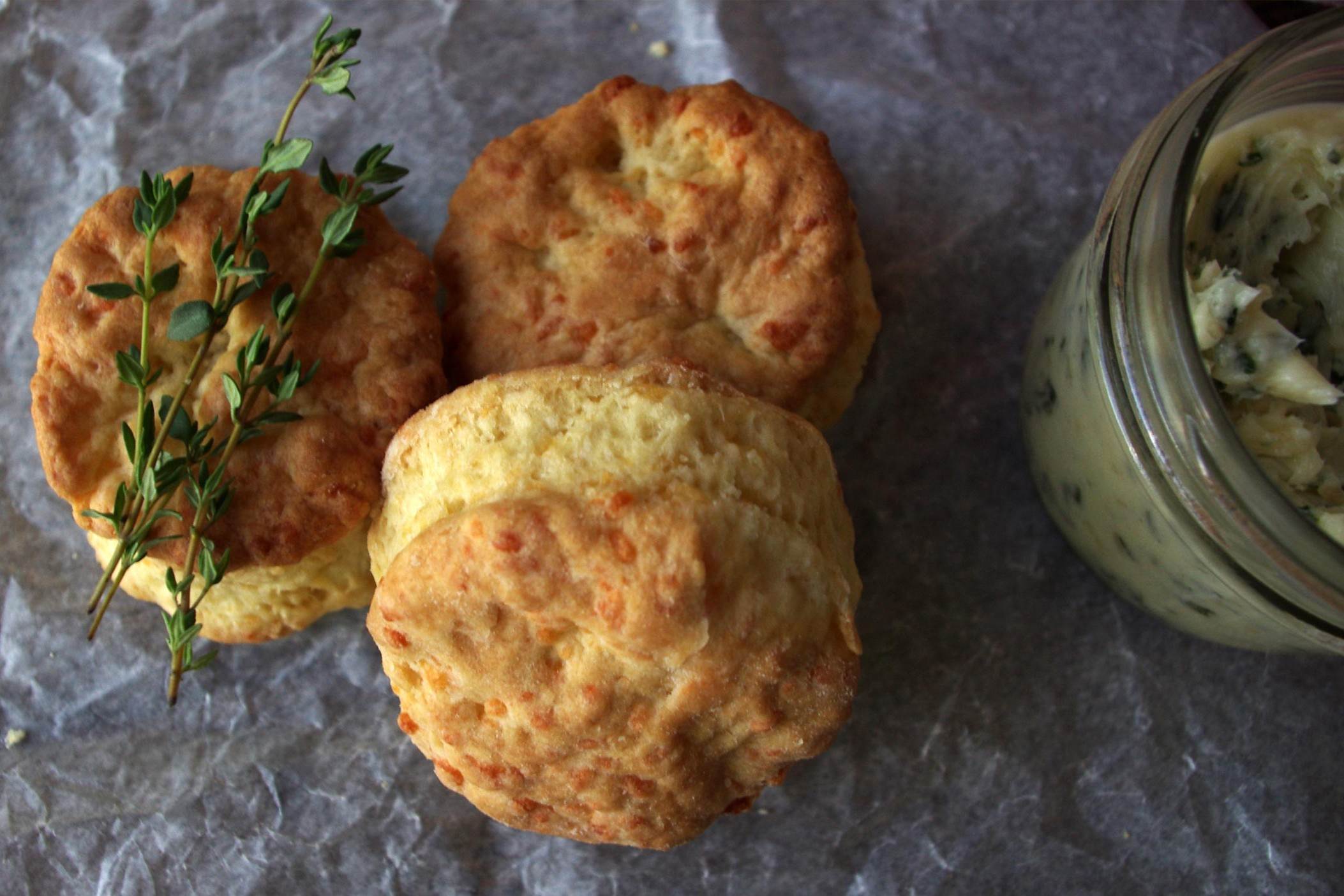 sour-cream-biscuits-recipe
