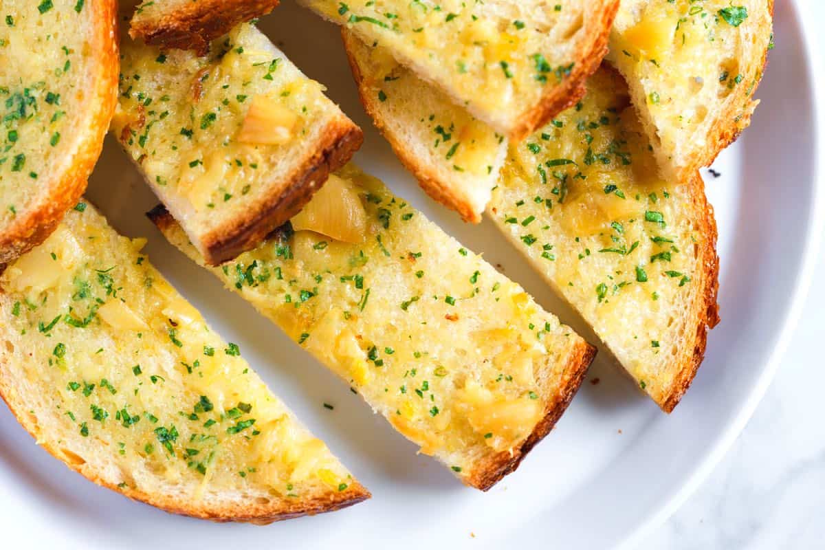 roasted-garlic-bread-recipe